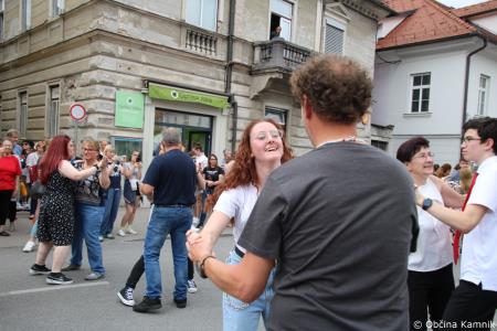 Po dveh letih Kamnik danes v znamenju maturantske četvorke (64)